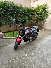 Honda CB 125 R