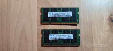 2 x Samsung SO DIMM DDR2 1GB RAM
