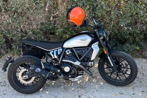 Ducati scrambler icon 2023