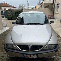 Lancia Y elefantino Blu