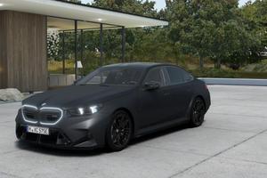 BMW M5 4.4 727cv auto