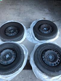 Gomme MICHELIN 195/65R15 Mercedes-Benz