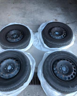 Gomme MICHELIN 195/65R15 Mercedes-Benz