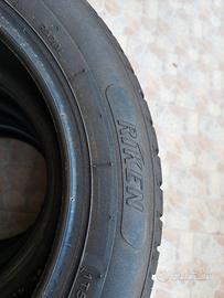 Pneumatici 185/65/15 come nuovi