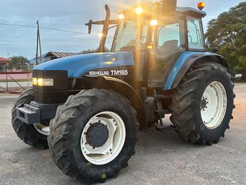 NEW HOLLAND TM165 RC