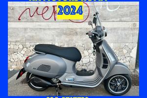 Piaggio Vespa 300 GTS hpe SUPERTECH-KM 363-10/2024