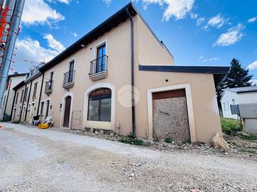 5 LOCALI A L'AQUILA