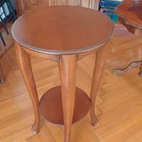 Tavolinetto rotondo portalampada in noce