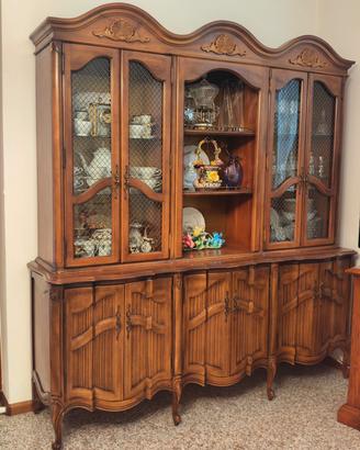 cristalliera credenza in stile classico