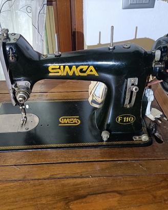 Macchina da cucire vintage 