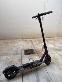 monopattino elettrico