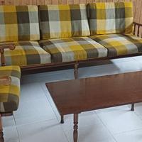 Divano vintage 2 poltrone e tavolino - ritirare