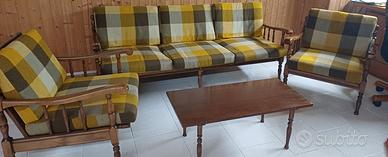 Divano vintage 2 poltrone e tavolino - ritirare