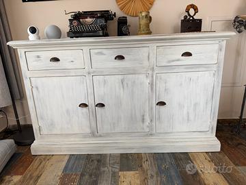 Credenza in legno massello