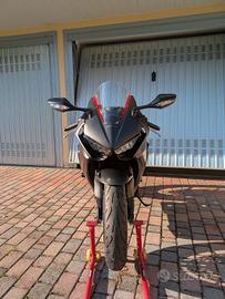 Honda CBR 1000 RR fireblade