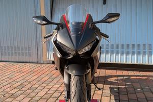 Honda CBR 1000 RR fireblade