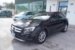 MERCEDES GLA 200D PREMIUM MAN MY14 5P