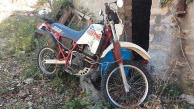 Moto Cagiva T4 350