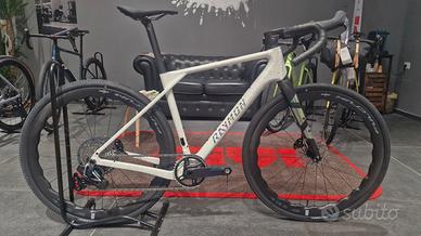 RAYMON SORENO ULTIMATE GRAVEL SRAM FORCE XPLR 1X13
