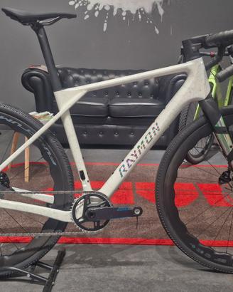RAYMON SORENO ULTIMATE GRAVEL SRAM FORCE XPLR 1X13