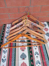 grucce per abiti in legno vintage