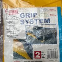 Piastre FIAMMA Grip System ancora imballate