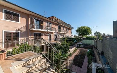 APPARTAMENTO IN VILLA