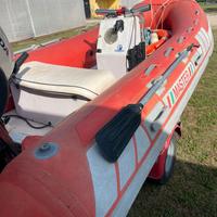 Gommone motore carrello