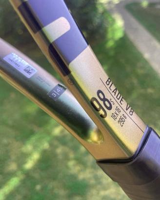 Wilson Blade 98s V8