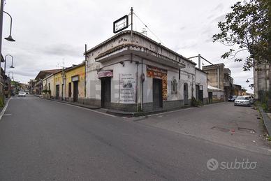 Locale Commerciale - Acireale