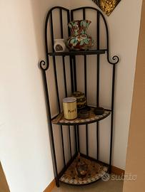 Angolare in ferro battuto