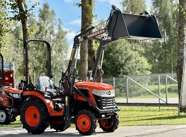 TRATTORE - HINOMOTO HM 3030 + CARICATORE FRONTALE