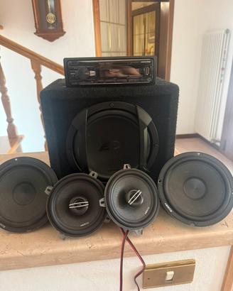 Impianto audio macchina alpine hertz