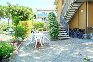 GIUGNO LUGLIO Trilocale spazio esterno.TAGLIATA