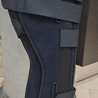 Immobilizzatore ginocchio, tutore