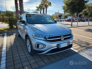 Volkswagen T-Roc 2.0 tdi Style garanzia uff 09/27