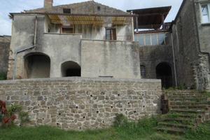 Casa indipendente di 150 m² con più di 5 locali a 