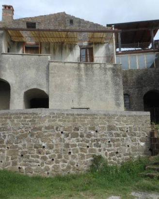 Casa indipendente di 150 m² con più di 5 locali a 