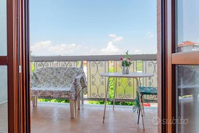 Appartamento di 75 m² con 3 locali e box auto a Ci
