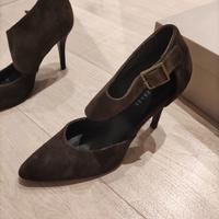 Scarpe Stefanel scamosciate marroni mai usate!