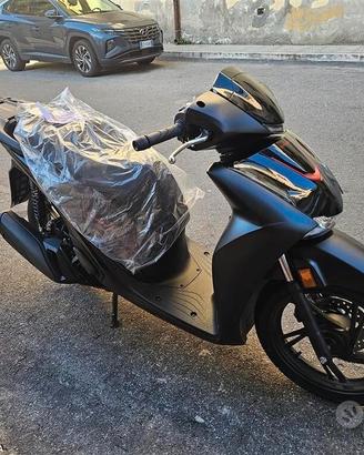 Honda SH 125 SH125 sporty bauletto parabrezza