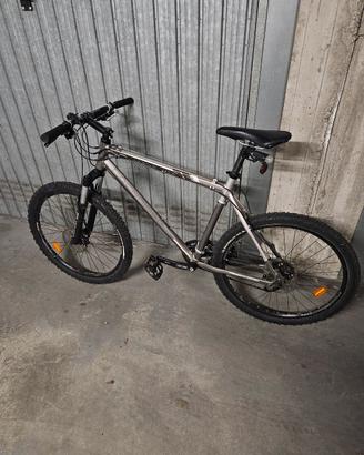 BICI ROCKRIDER