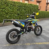 Sukuzi Valenti sm 50 2022