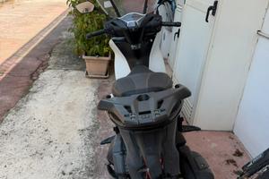 Scooter sh 125