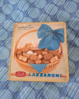 scatola biscotti Lazzaroni