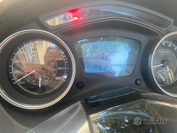Scooter Piaggio x10