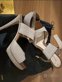 Sandali Fendi