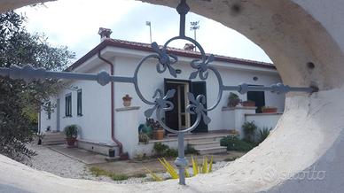 Agropoli appartamento con giardino 1,5 km dal mare