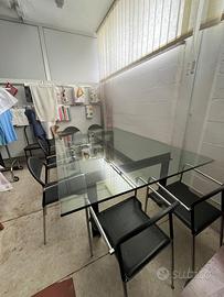 TAVOLO DI VETRO PER RIUNIONI CON 6 SEDIE