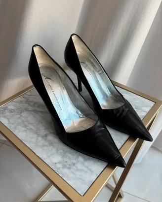 Décolleté Giuseppe Zanotti a punta in pelle nera –